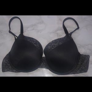 Victoria’s Secret 36C Blue Bra